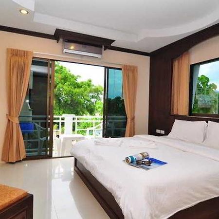Triple Rund Place Hotel Patong Exterior photo