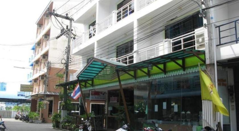 Triple Rund Place Hotel Patong Exterior photo